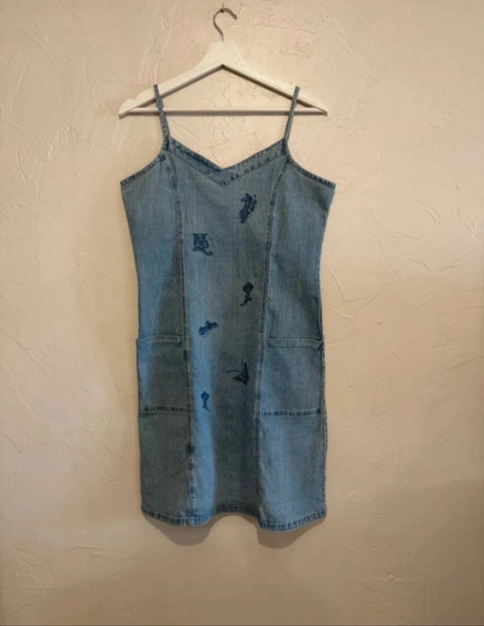 Vestido vintage de mezclilla talla 42 con bordados – photo 2
